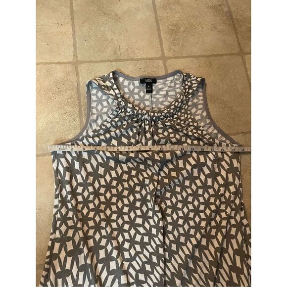 MSK Medium Gray and White Sequin Tiered Cocktail Dress - Picture 2 of 5